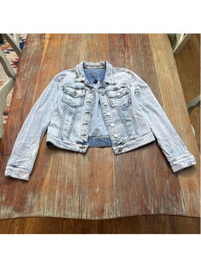 KUT from the Kloth Helena Light Blue Jean Jacket Small